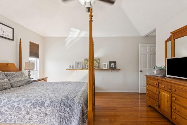 10110 El Chaco Street, Baytown, TX 77521