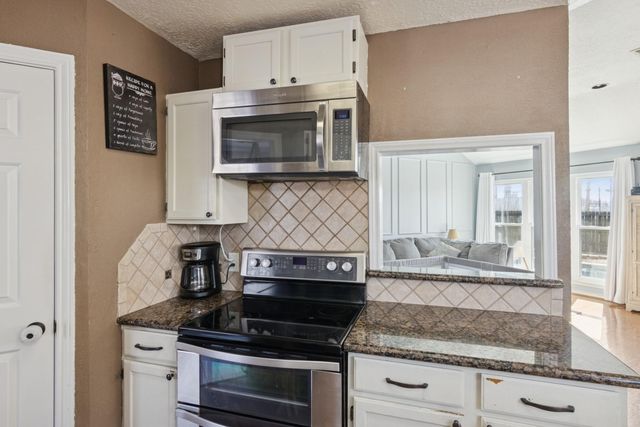 10110 El Chaco Street, Baytown, TX 77521