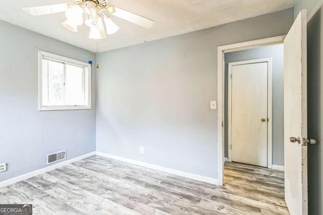 927 Slash Pine Road, Forest Park, GA 30297