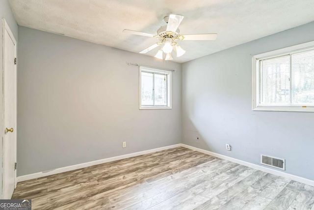 927 Slash Pine Road, Forest Park, GA 30297