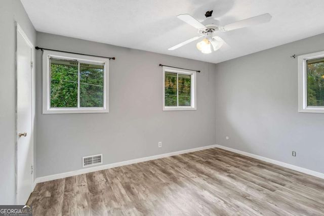 927 Slash Pine Road, Forest Park, GA 30297