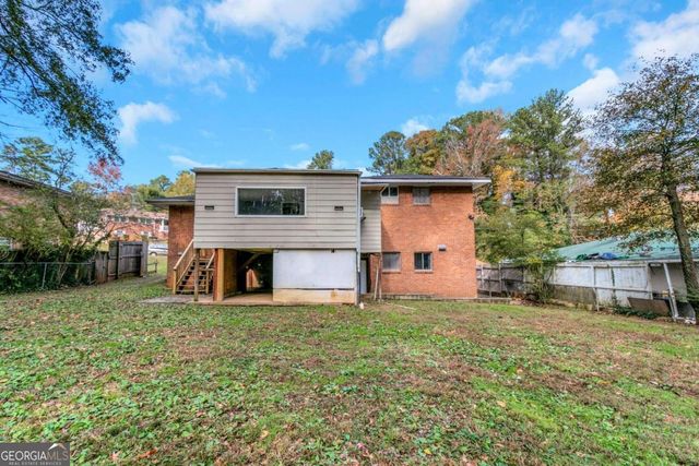 927 Slash Pine Road, Forest Park, GA 30297