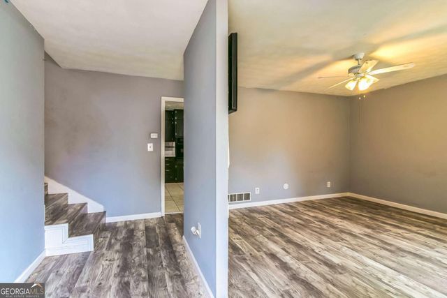 927 Slash Pine Road, Forest Park, GA 30297