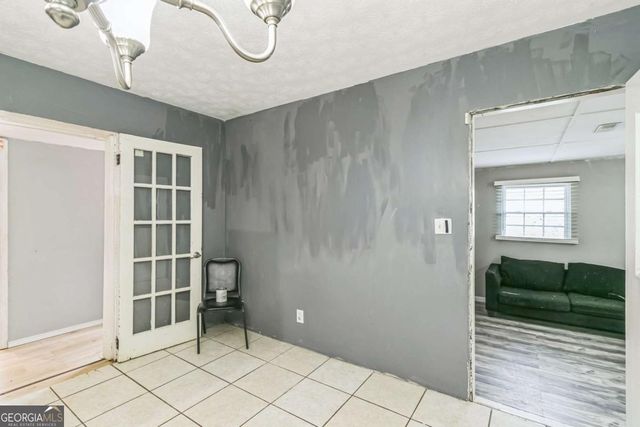 927 Slash Pine Road, Forest Park, GA 30297