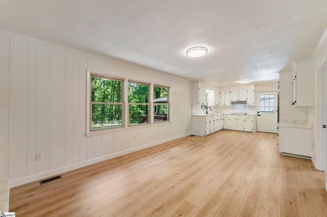 415 Ponce De Leon Drive, Anderson, SC 29621