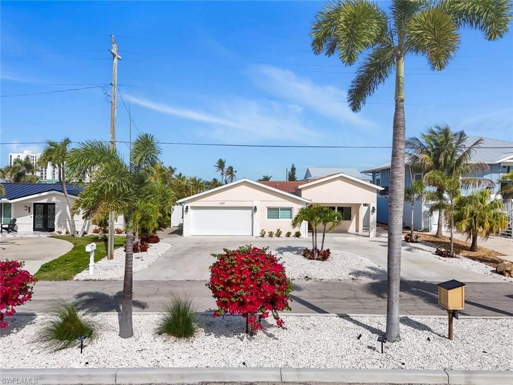 107 Albatross ST, FORT MYERS BEACH, FL 33931 — exterior