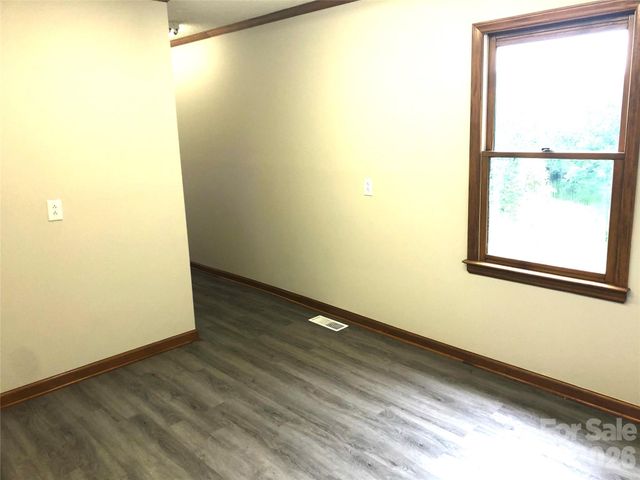 1222 Hardin Road, Dallas, NC 28034