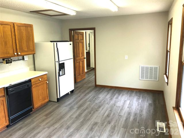 1222 Hardin Road, Dallas, NC 28034