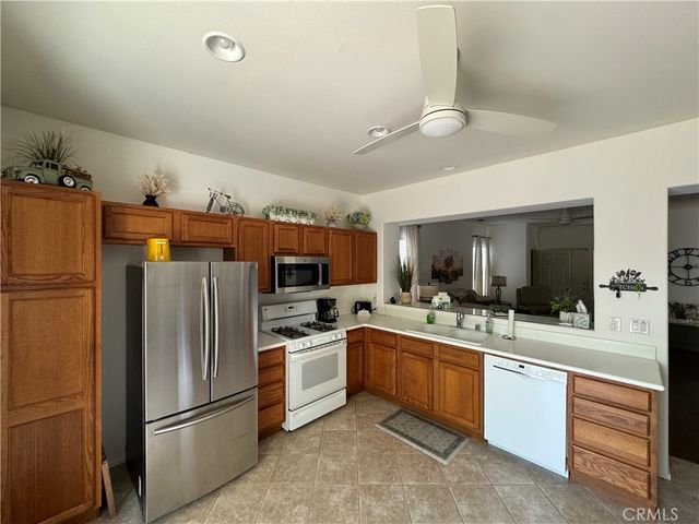 39800 Dorset Dr, Palm Desert, CA 92211
