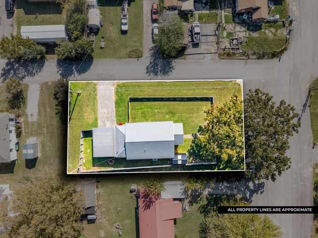 202 Parkway, W, Dickson, TN 37055