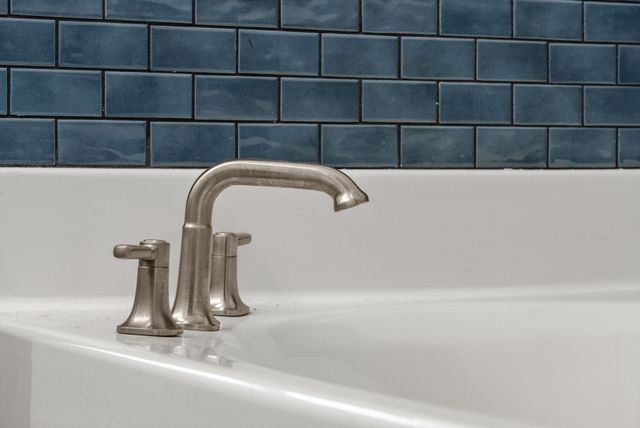 202 Parkway, W, Dickson, TN 37055