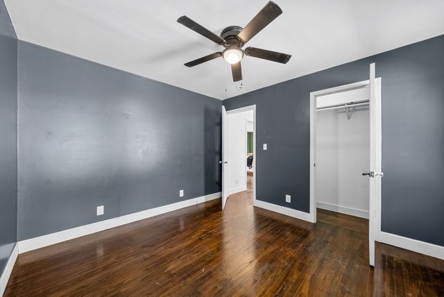 202 Parkway, W, Dickson, TN 37055