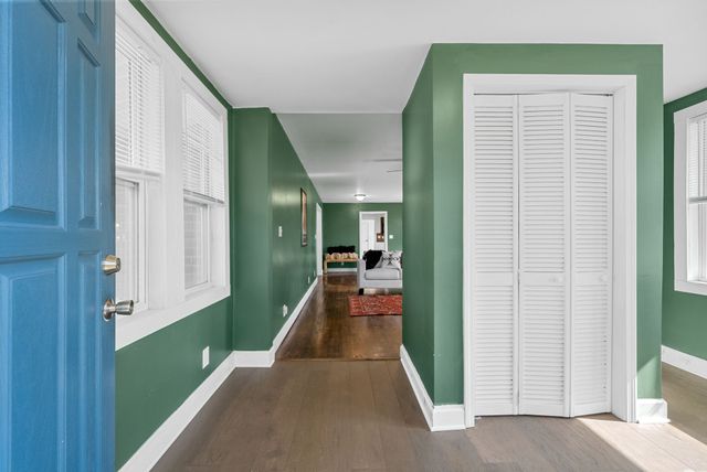 202 Parkway, W, Dickson, TN 37055