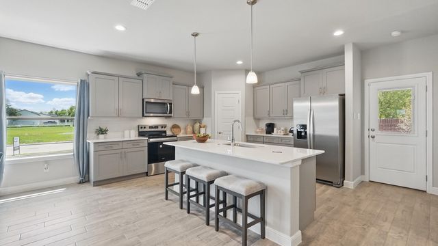 202 TRISTAN Street, Mansfield, TX 76063
