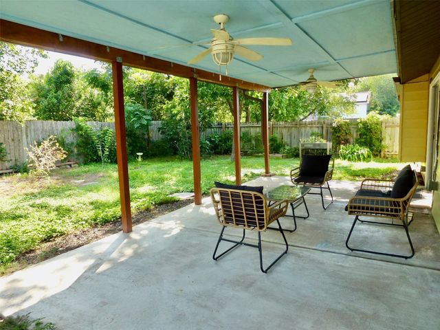 1213 Dunstan DR, Austin, TX 78745