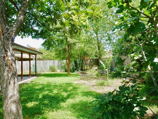 1213 Dunstan DR, Austin, TX 78745