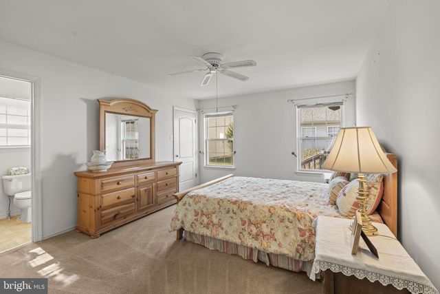 721 VIRGIN ISLAND DR, Williamstown, NJ 08094