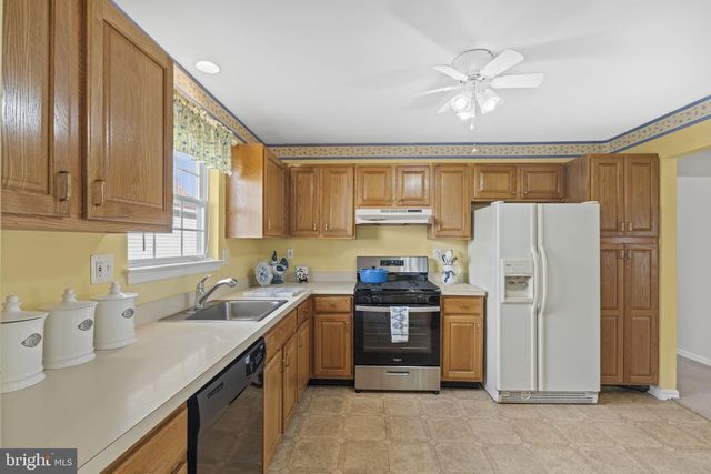 721 VIRGIN ISLAND DR, Williamstown, NJ 08094