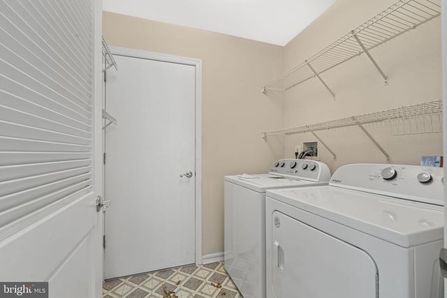 721 VIRGIN ISLAND DR, Williamstown, NJ 08094