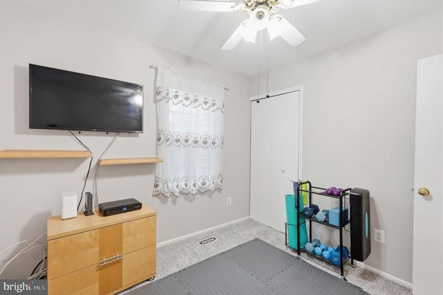 5672 KIRKHAM CT, Springfield, VA 22151