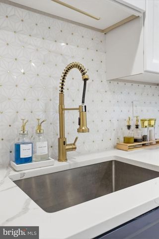 5672 KIRKHAM CT, Springfield, VA 22151