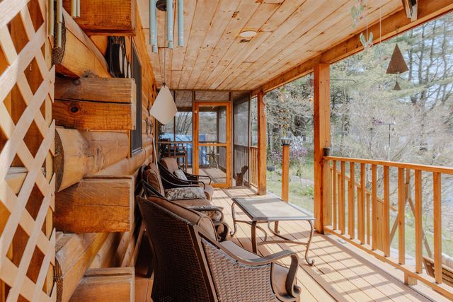 43 Moccasin Trail, Hillsborough, NH 03244