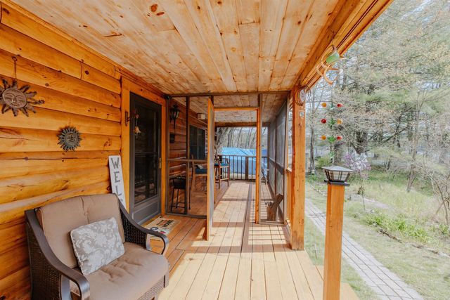 43 Moccasin Trail, Hillsborough, NH 03244