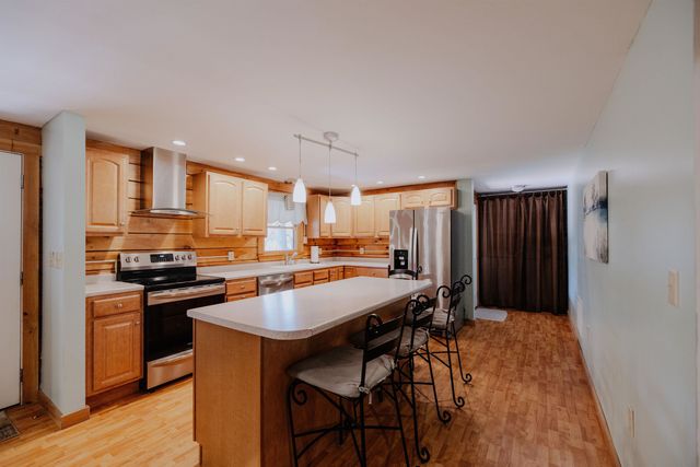 43 Moccasin Trail, Hillsborough, NH 03244