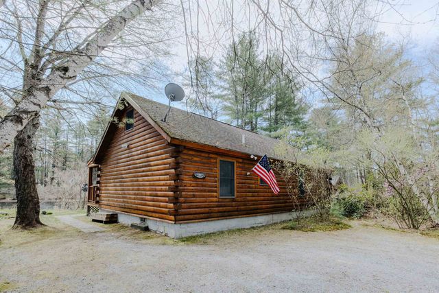 43 Moccasin Trail, Hillsborough, NH 03244
