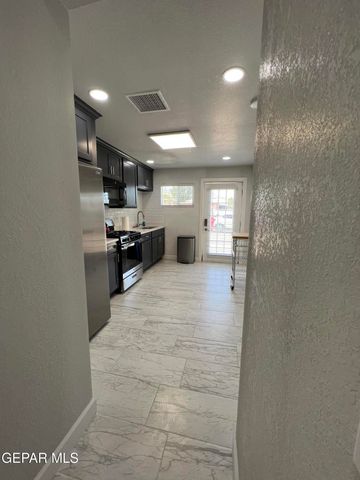 2631 FEDERAL Avenue A & B, El Paso, TX 79930