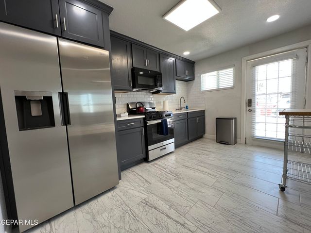 2631 FEDERAL Avenue A & B, El Paso, TX 79930