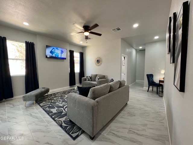 2631 FEDERAL Avenue A & B, El Paso, TX 79930