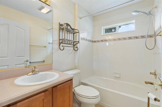 8018 SE 167TH HILLTOP LOOP, The Villages, FL 32162