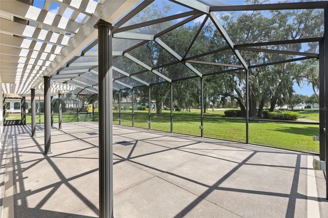 8018 SE 167TH HILLTOP LOOP, The Villages, FL 32162