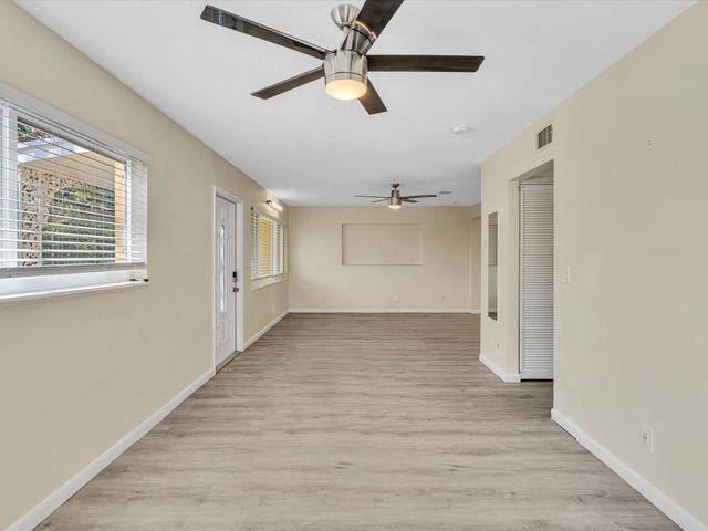 607 W Perry Street, Lantana, FL 33462