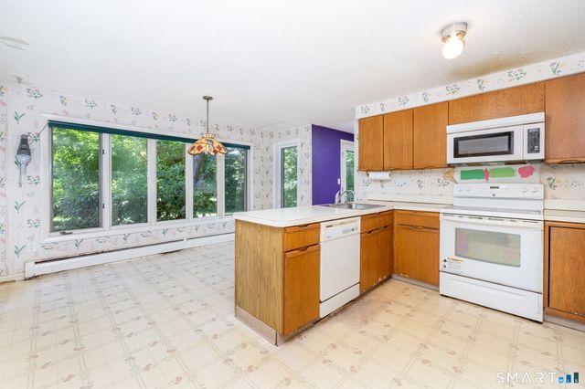 165 Grieb Road, Wallingford, CT 06492