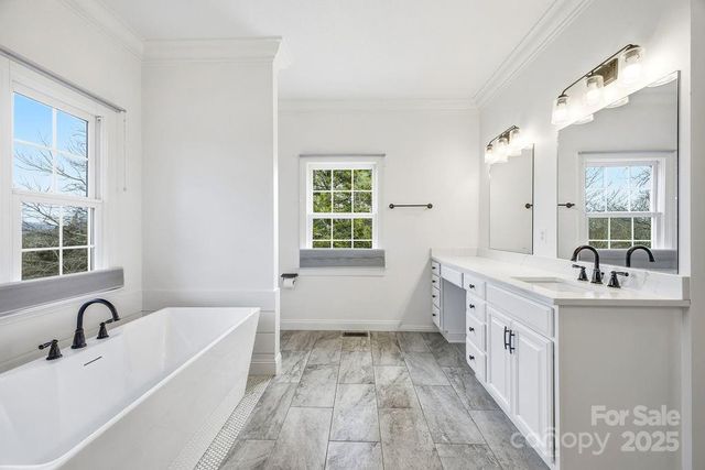 38 Sweetwater Oaks Drive, Fletcher, NC 28732