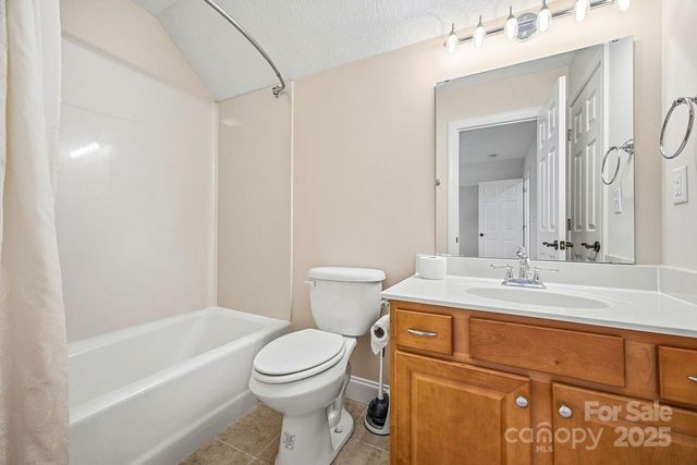 38 Sweetwater Oaks Drive, Fletcher, NC 28732