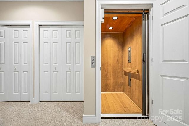 38 Sweetwater Oaks Drive, Fletcher, NC 28732