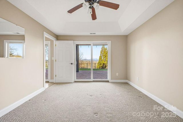 38 Sweetwater Oaks Drive, Fletcher, NC 28732