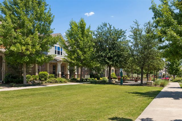 1414 French Violet Way, Arlington, TX 76005