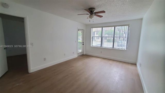 4581 W Mcnab Rd 15, Pompano Beach, FL 33069