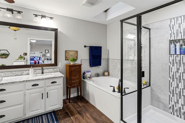 5003 Bueno Drive, Granbury, TX 76049