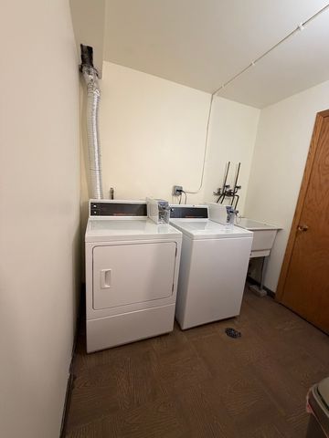 3515 N Central Avenue 3W, Chicago, IL 60634