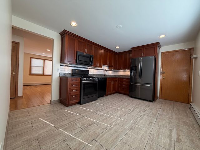 3515 N Central Avenue 3W, Chicago, IL 60634