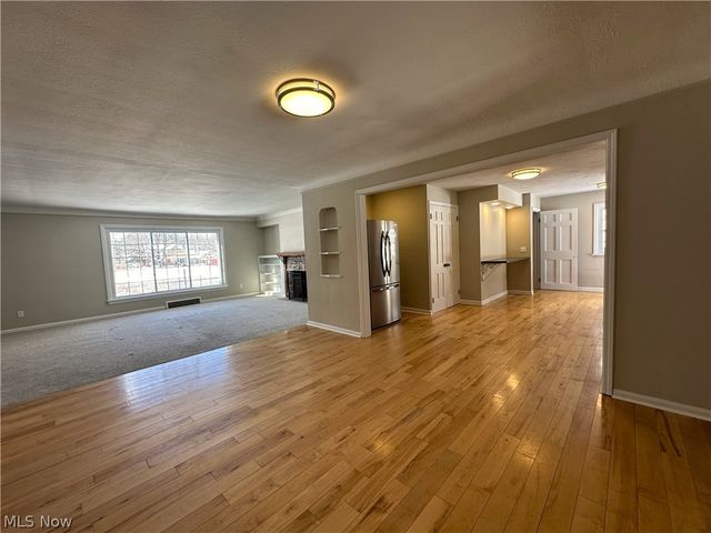 7311 Brecksville Road, Independence, OH 44131