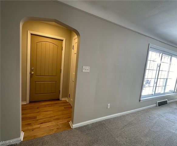 7311 Brecksville Road, Independence, OH 44131