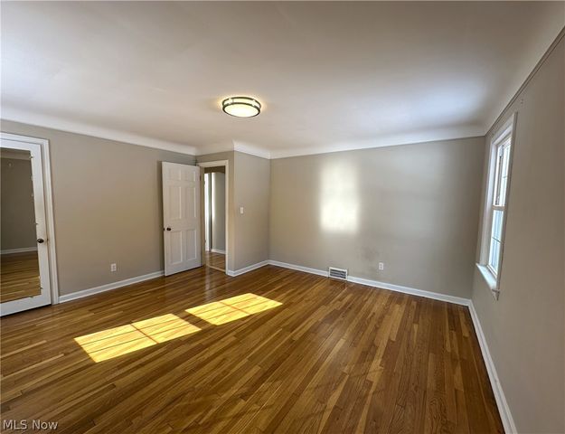 7311 Brecksville Road, Independence, OH 44131