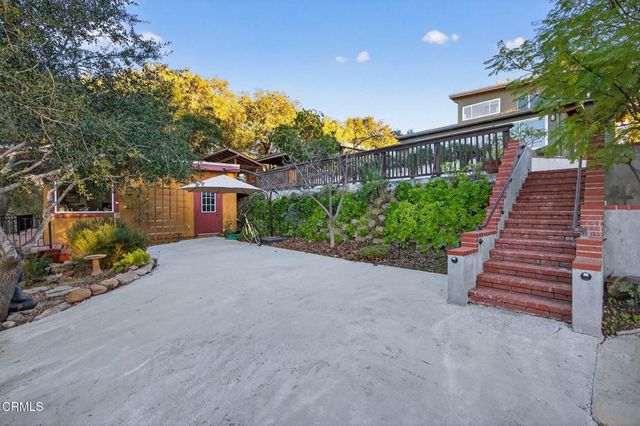 165 Feliz Drive, Oak View, CA 93022