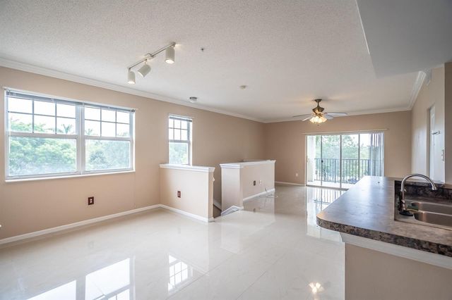 5800 W Sample Road 308, Coral Springs, FL 33067